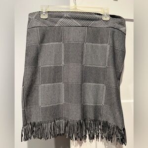 Ladies Attyre fringe skirt